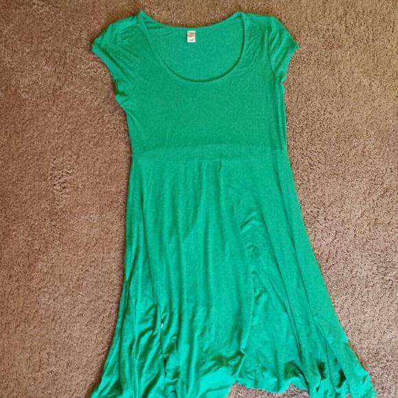Green Old Navy dress