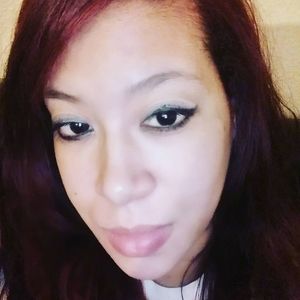 Meet your Posher, Candace