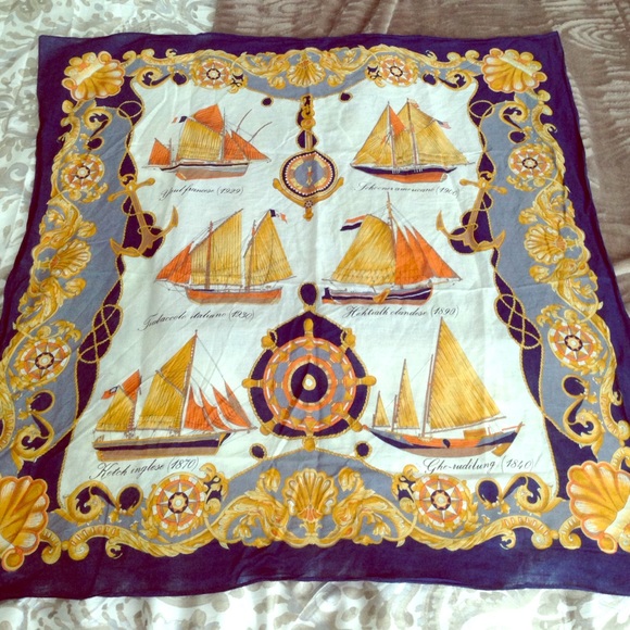 THREW IT TO AN ORDER FOR FREE Vintage sailor scarf