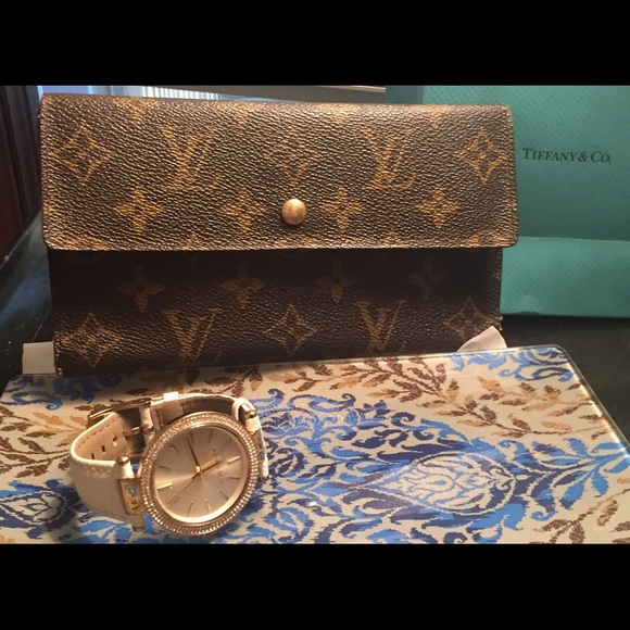 ▶️▶️AUTHENTIC Louis Vuitton Leather Wallet◀️◀️◀️