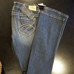 Bootcut jeans