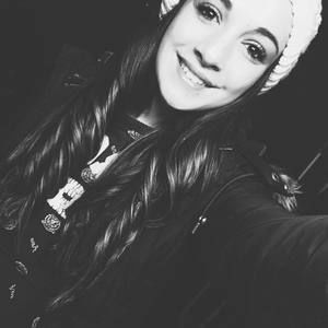 Meet your Posher, Dacey