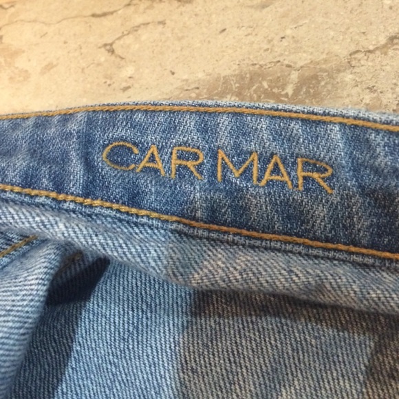 Distressed jeans - Picture 3 of 3