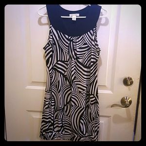 WHITE HOUSE BLACK MARKET DRESS