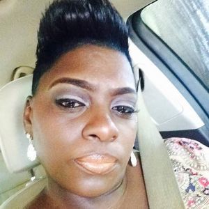 Meet your Posher, Shelly