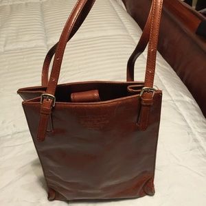 Timeless DKNY leather bag.