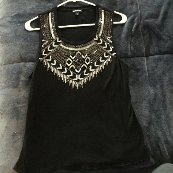 Detailed top