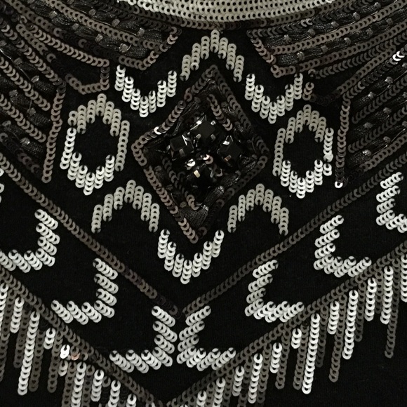 Detailed top - Picture 2 of 3