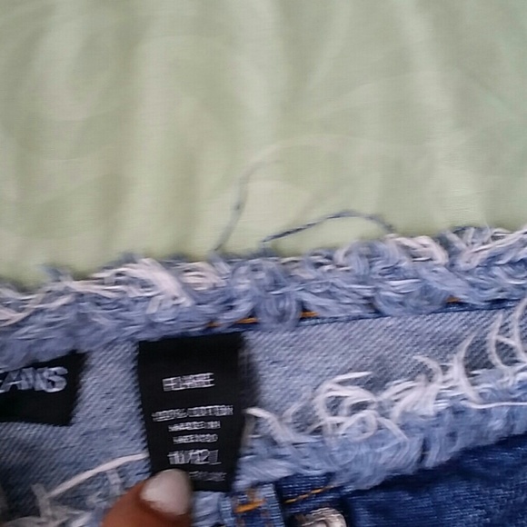 Express - Picture 2 of 4