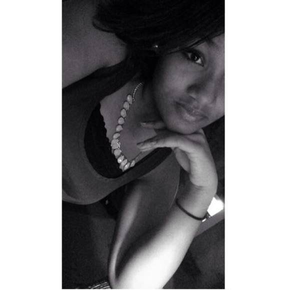 Meet your Posher, Makayla - Picture 1 of 1