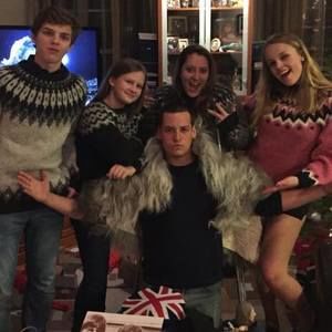 Meet your Posher, Joshua