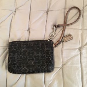 🎀SALE🎀coach wristlet