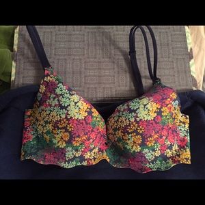 VS Very Sexy Push-Up