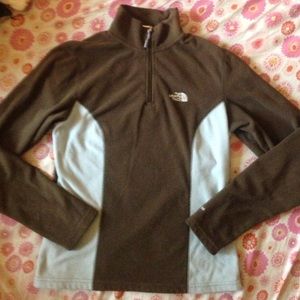 XS/S Womens North Face pull over