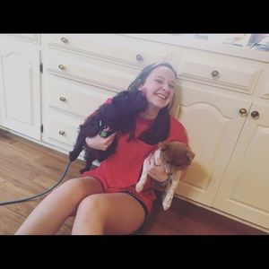 Meet your Posher, Abby