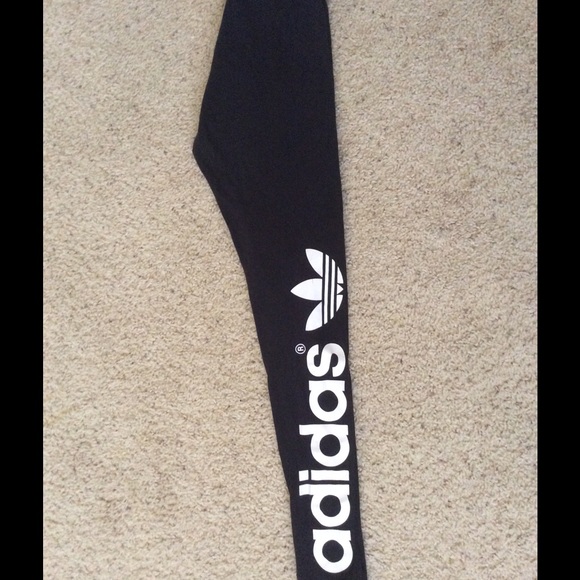 Adidas leggings