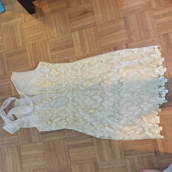 Lilly Pulitzer Dresses - Lilly Pulitzer Gold Papillon Fulton Dress Lilly Pulitzer Dresses - Lilly Pulitzer Gold Papillon Fulton Dress