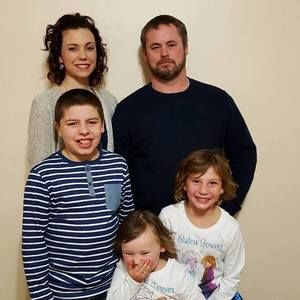 Meet your Posher, Caitlin