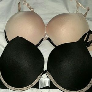 Jessica Simpson bras