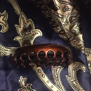 Ponytail Bumper-Upper