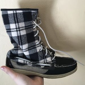 Sperry Lace up Bootie