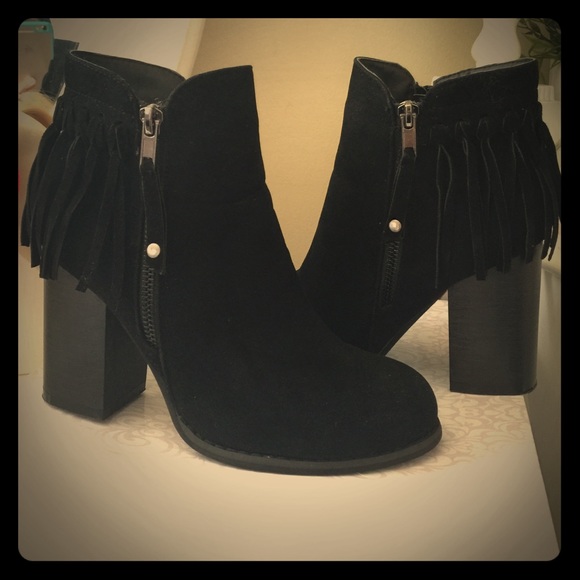Fringe Booties💁🏻