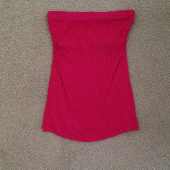 Hot pink strapless tube top💕💕
