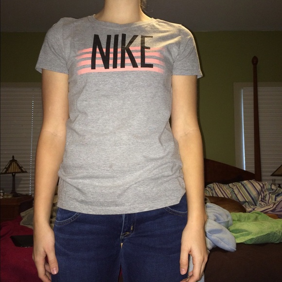 Nike tee shirt