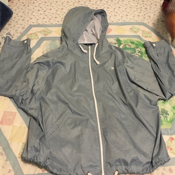 Hurley wind breaker