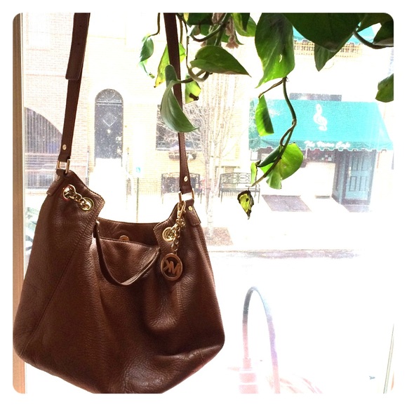 MICHAEL Michael Kors Medium Leather