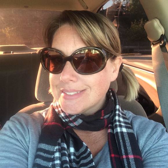 Meet your Posher, Christa