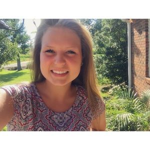 Meet your Posher, Kimberly