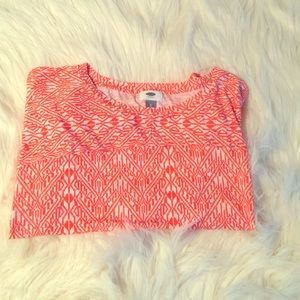 Old Navy tshirt