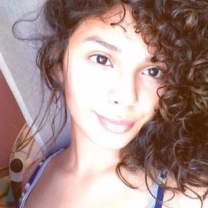 Meet your Posher, Naomi