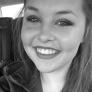 Meet your Posher, Devan