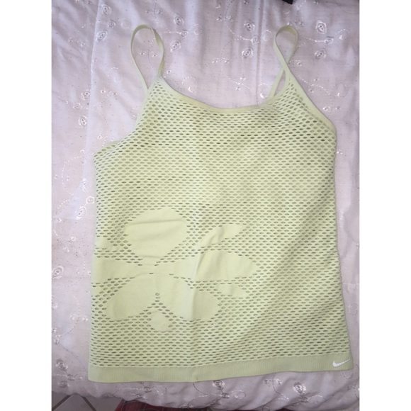 Nike workout tank