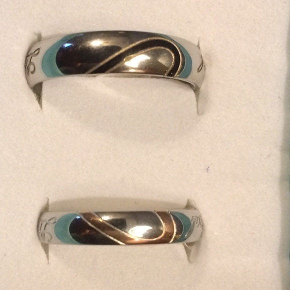 Titanium Heart❤️ Rings - Picture 2 of 3