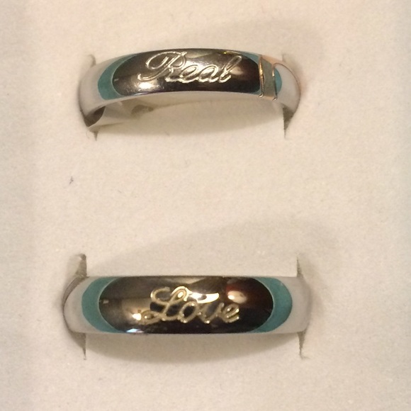 Titanium Heart❤️ Rings - Picture 3 of 3