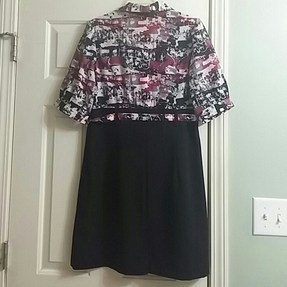 Dress - Picture 2 of 2