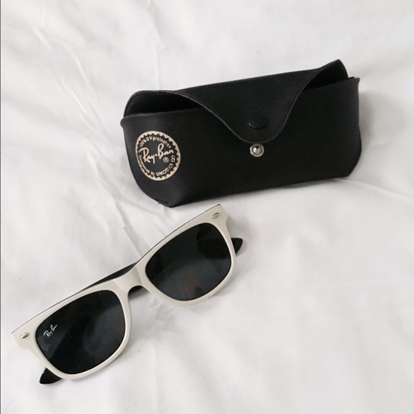 Rayban Wayfarers