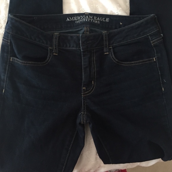 NWOT American Eagle Jegging Dark Wash