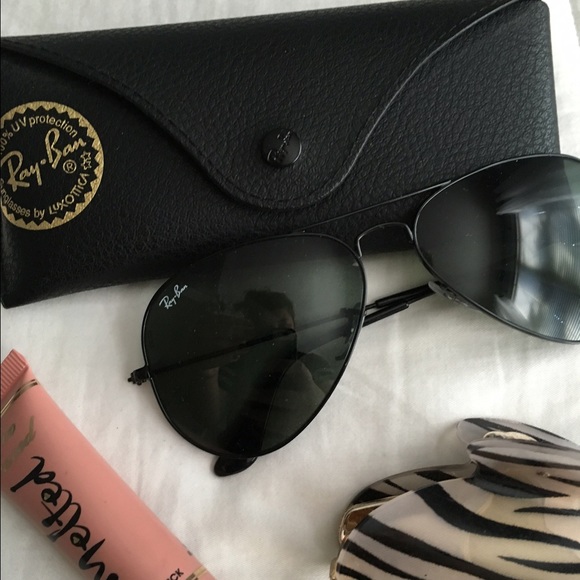 Ray-Ban Accessories - Black aviator Ray Bans