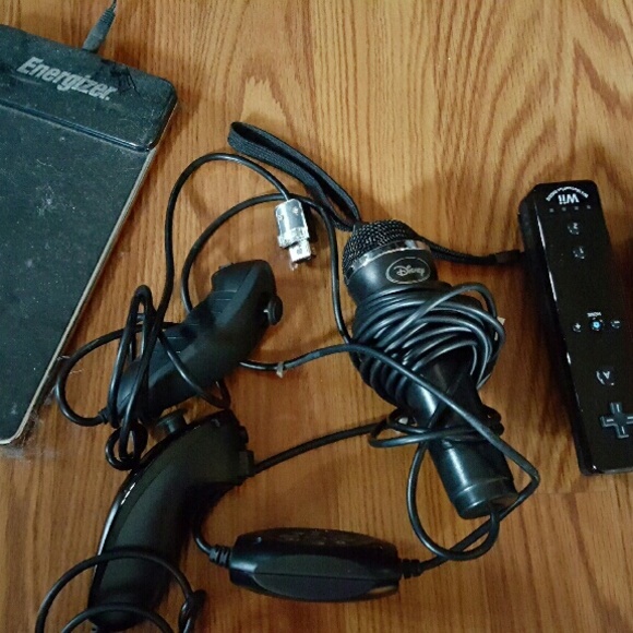Sold Wii accessories