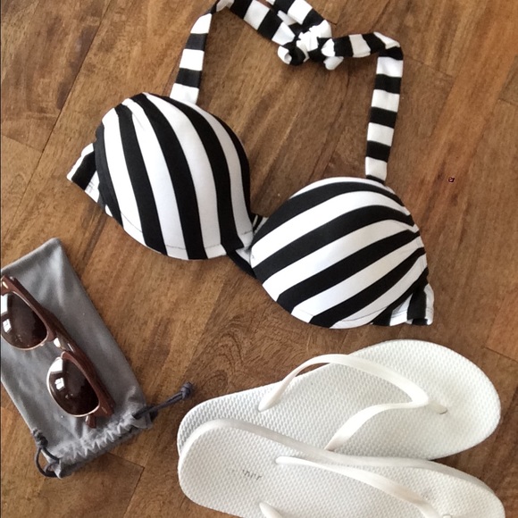 Stripped bikini