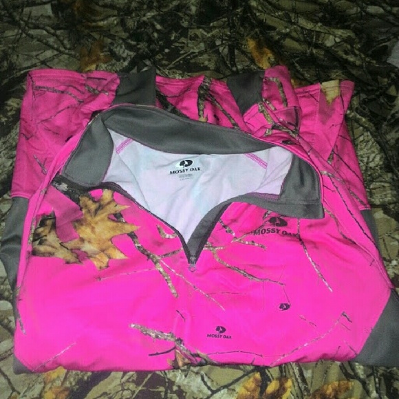 Mossy oak pullover