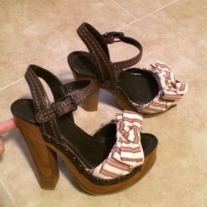 Jessica simpson heels