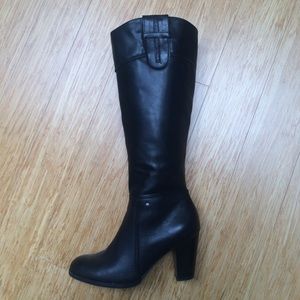 SALE G.H. Bass & Co "Cassie" Black Leather Boots