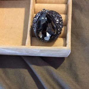 Gorgeous ring perfect for NYE