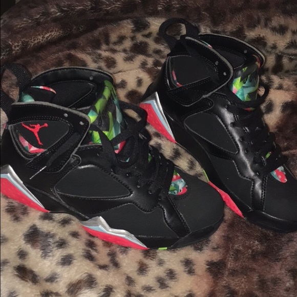 Air Jordan retro 7 "Marvin the Martian"