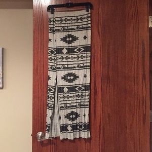 PacSun size Sm tribal maxi skirt. Never worn.